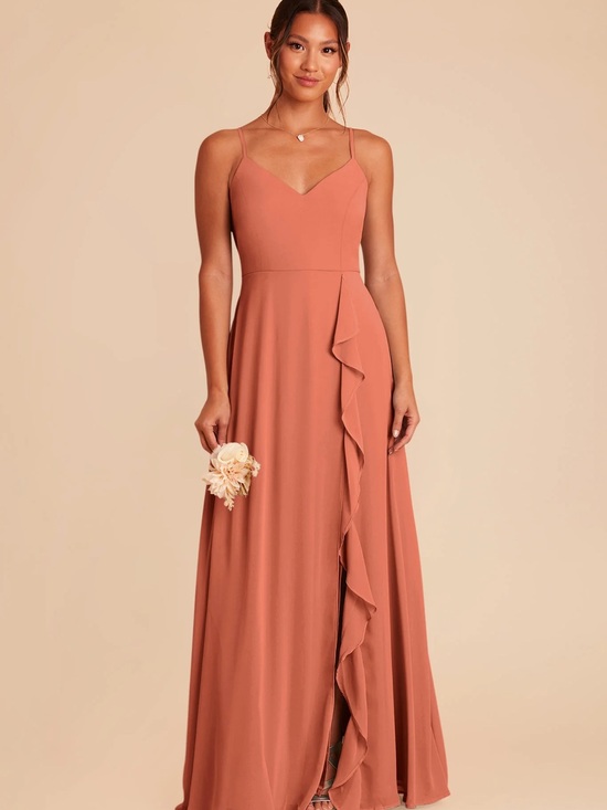 Birdie Grey Dresses & Skirts - Birdie Grey M Ruffled V-Neck Spaghetti Strap Maxi Dress in Terracotta